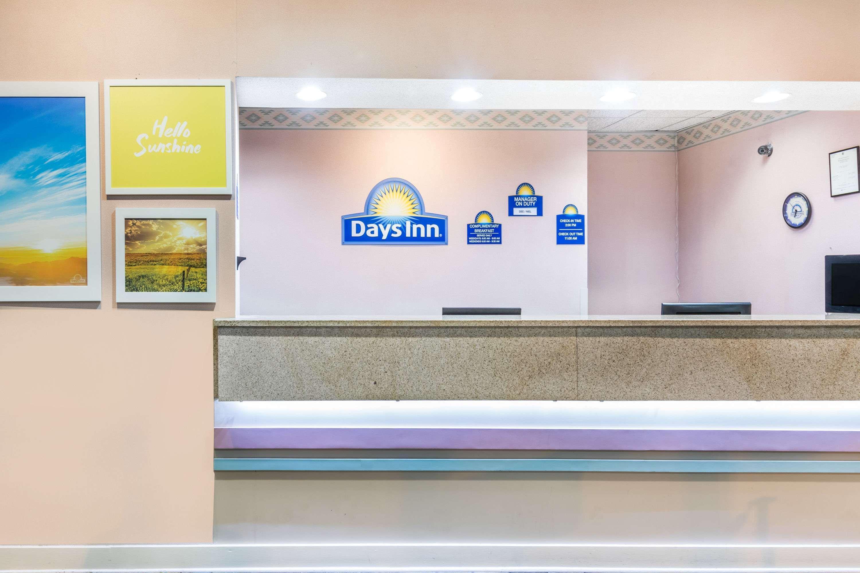 Days Inn By Wyndham Walterboro Exterior photo