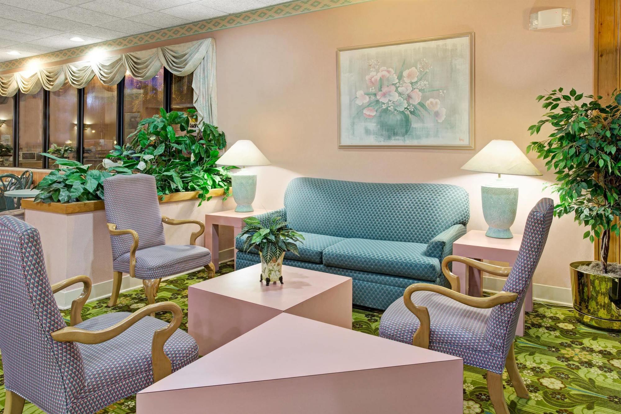 Days Inn By Wyndham Walterboro Exterior photo